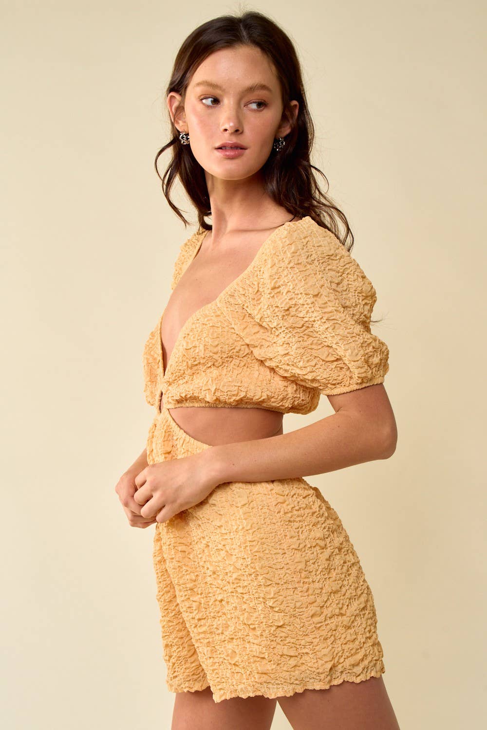 O-RING CUT OUT SHORT ROMPER