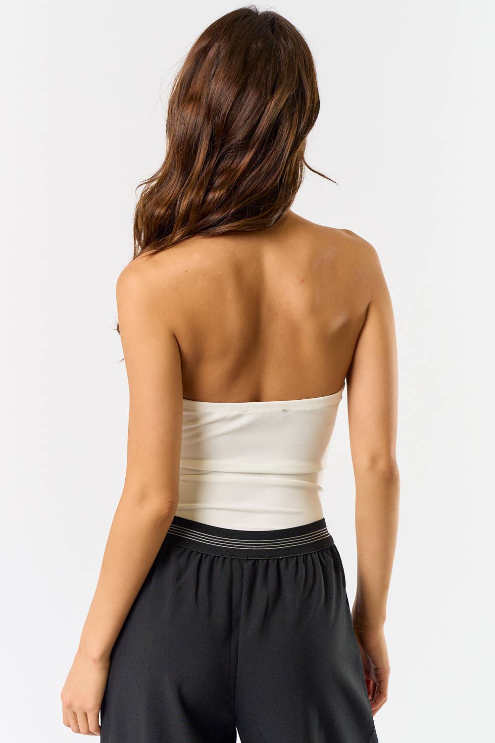 DEEP V-NECK STRAPLESS BODYSUIT
